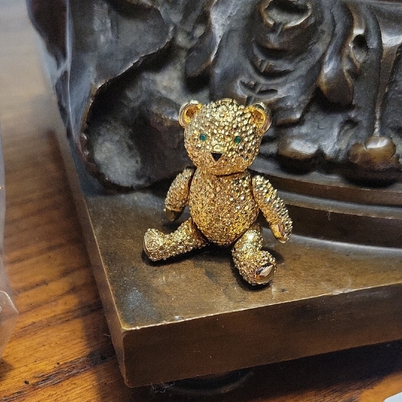 Source Unknown Jewelry - Vintage Jointed Gold Teddy Bear Figurine with Emerald Rhinestone Eyes